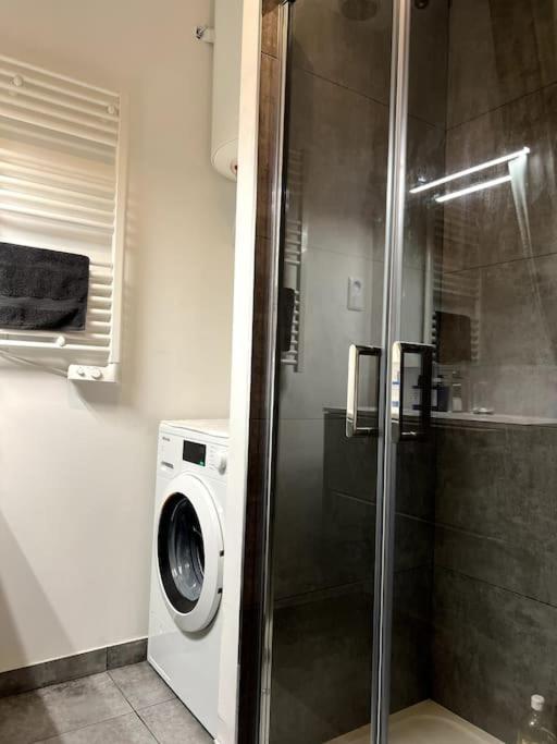 Eze Roc Apartment Luaran gambar