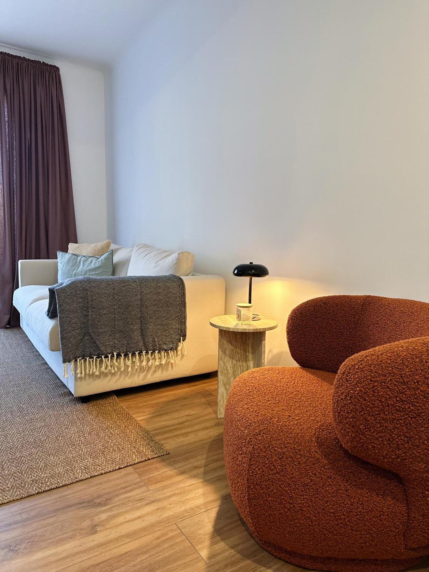 Eze Roc Apartment Luaran gambar