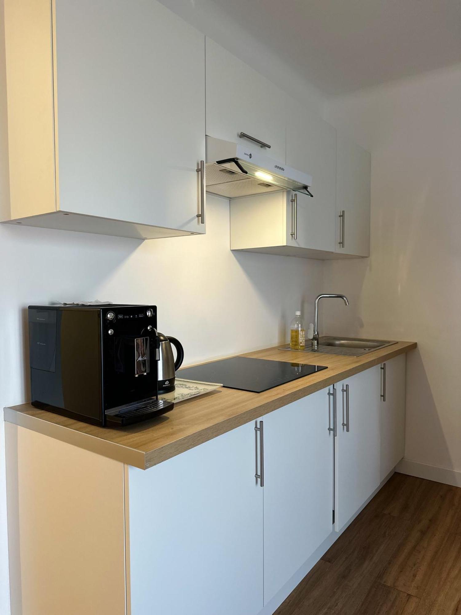 Eze Roc Apartment Luaran gambar