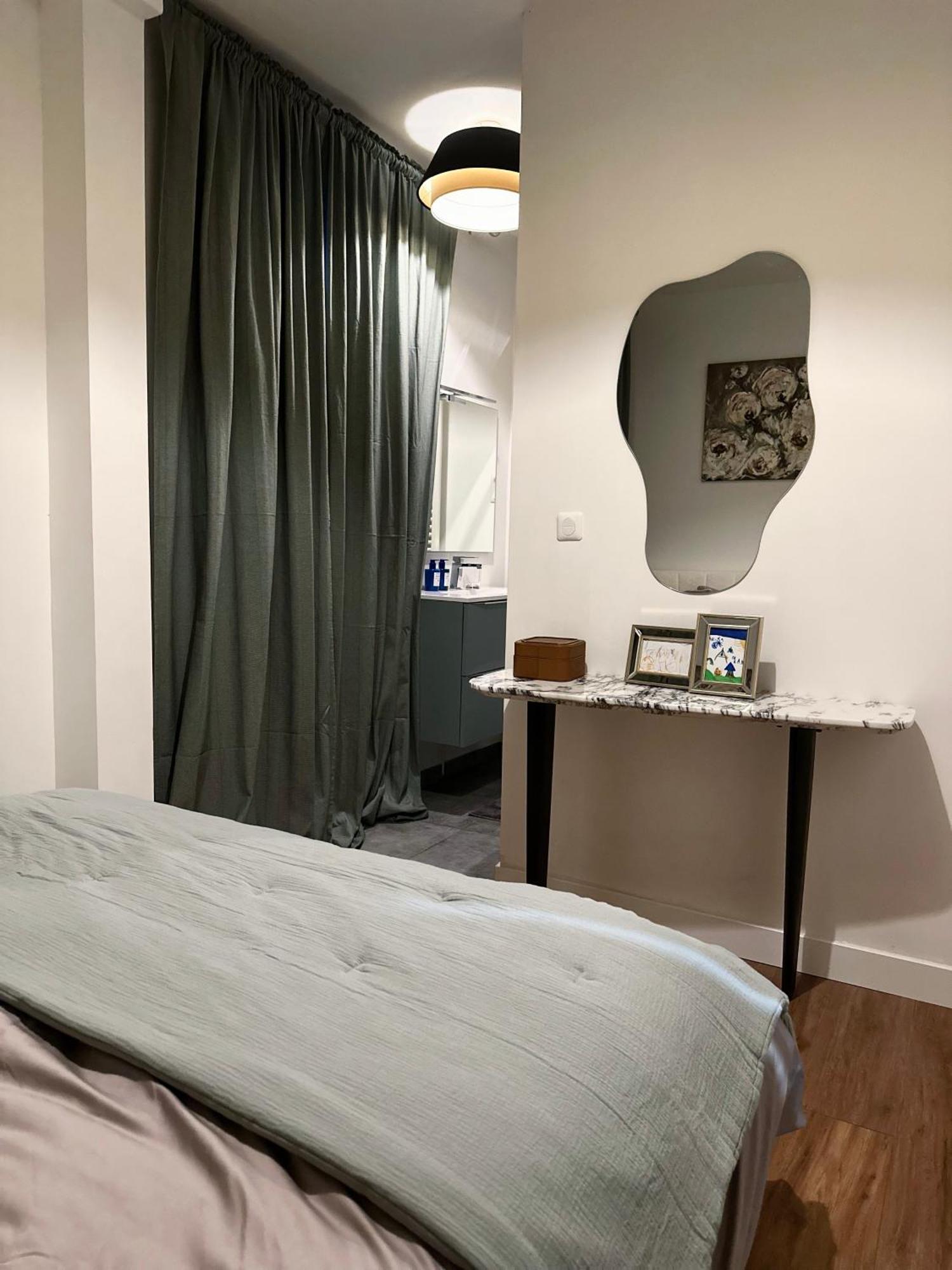 Eze Roc Apartment Luaran gambar